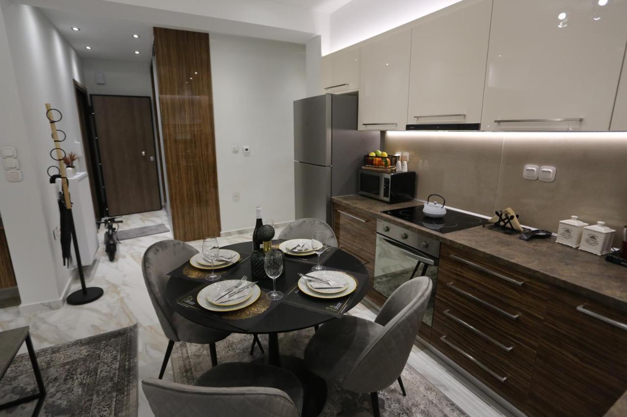 La Larissa Luxury Apartments Trekke ภายนอก รูปภาพ
