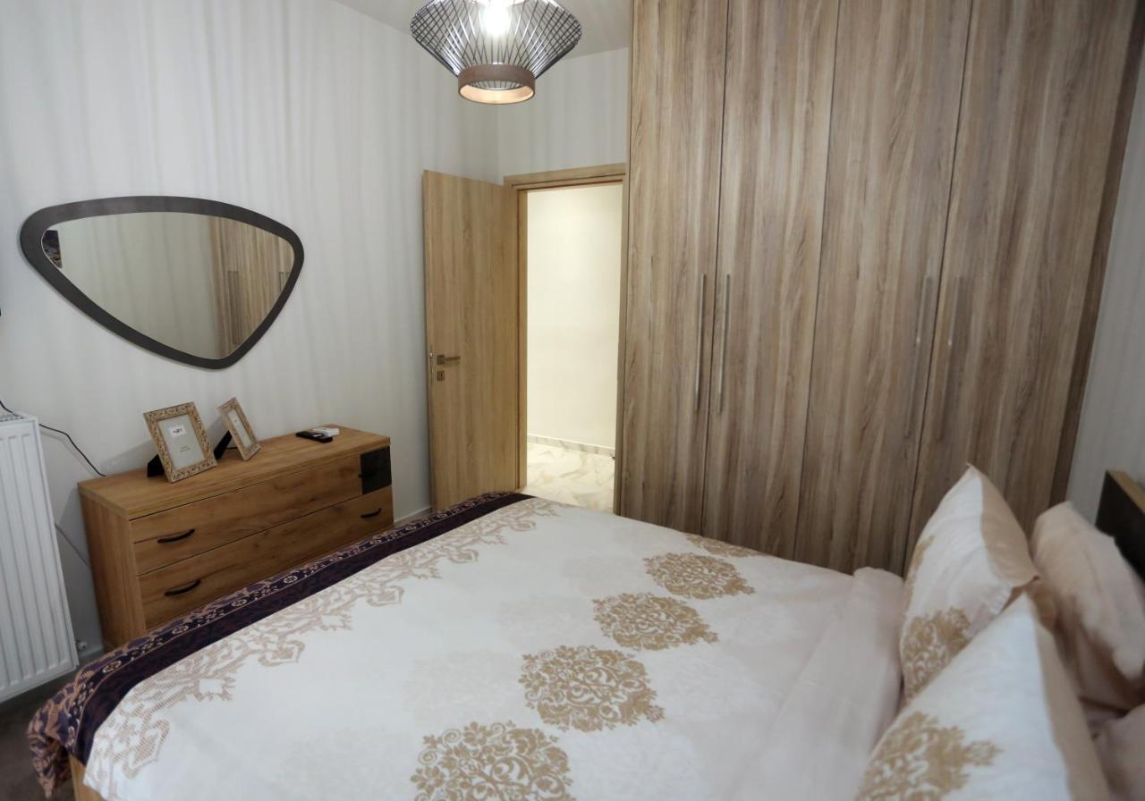 La Larissa Luxury Apartments Trekke ภายนอก รูปภาพ