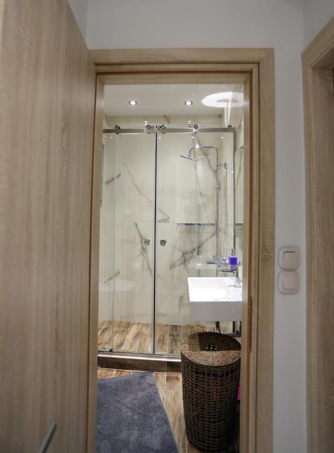 La Larissa Luxury Apartments Trekke ภายนอก รูปภาพ